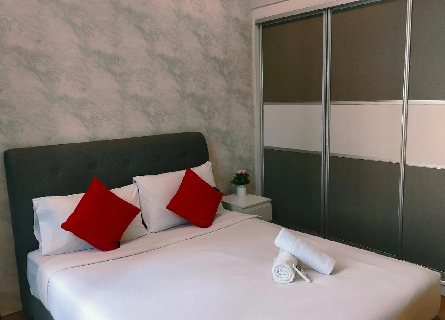 アパート Sky Suites Klcc By Kd Luxury Suites クアラルンプール