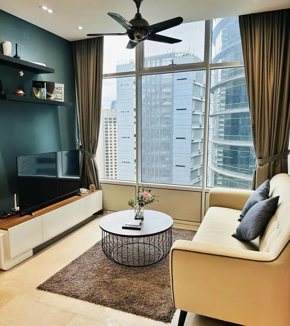 Sky Suites Klcc By Kd Luxury Suites クアラルンプール アパート