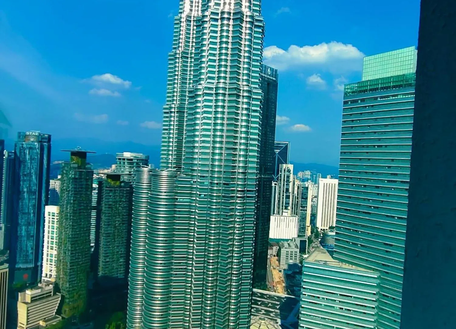 Sky Suites Klcc By Kd Luxury Suites 쿠알라룸푸르
