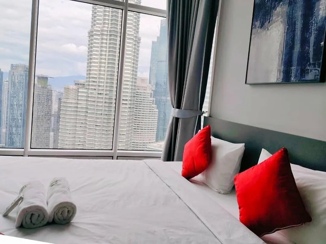 아파트 Sky Suites Klcc By Kd Luxury Suites 쿠알라룸푸르