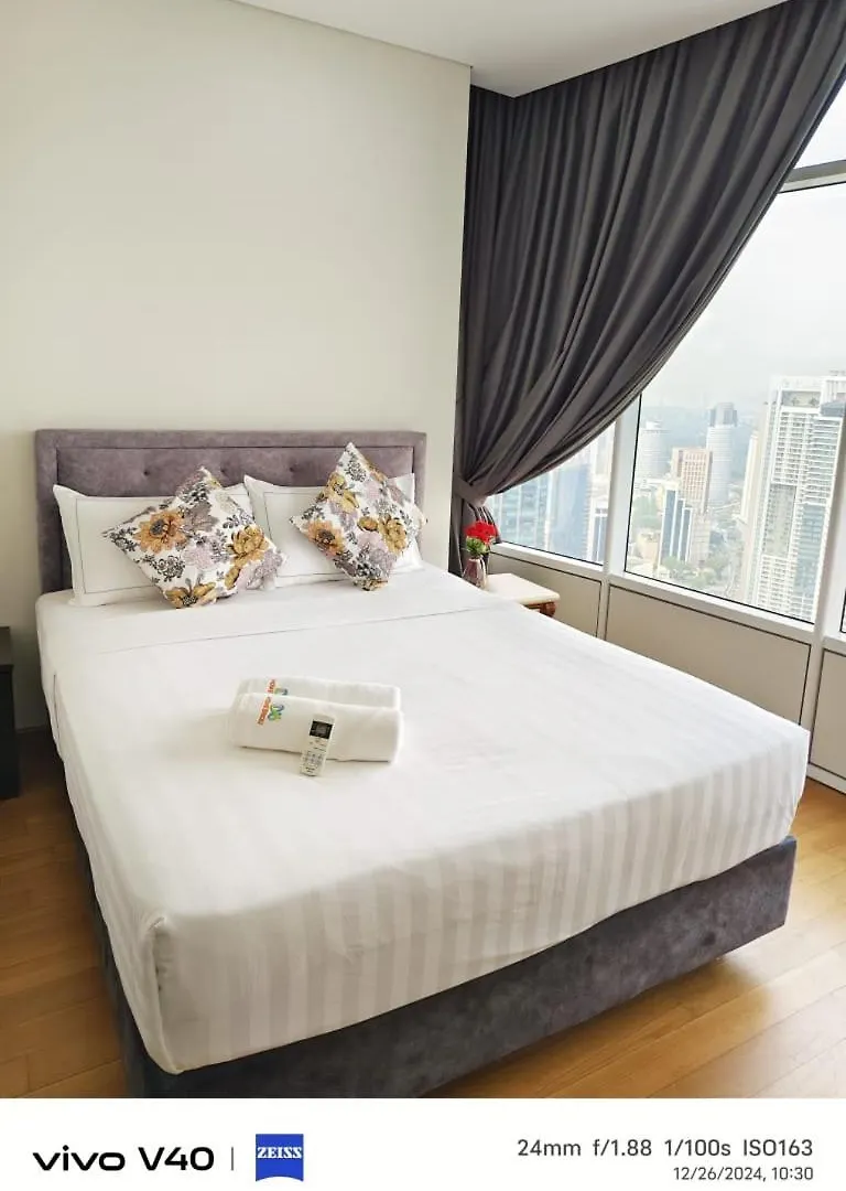 Sky Suites Klcc By Kd Luxury Suites 쿠알라룸푸르